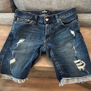 Men’s hollister skinny denim 9” short